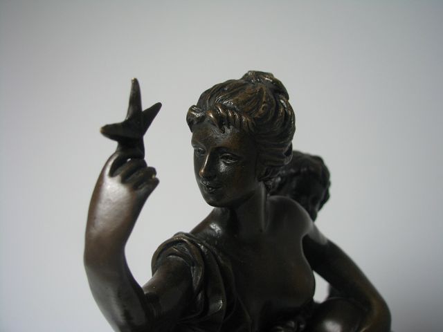 Original Bronze Garanti Paris J.B. Deposee / Skulptur / Frau & Junge auf Boot