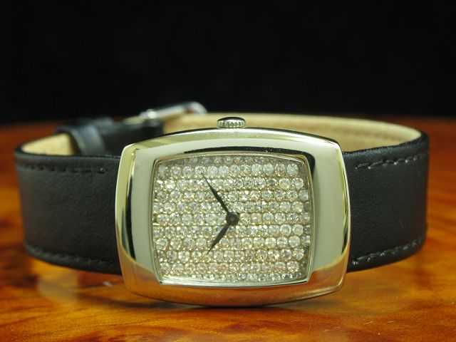 DeLaneau 18kt 750 Gold Handaufzug Damenuhr Diamant Zifferblatt