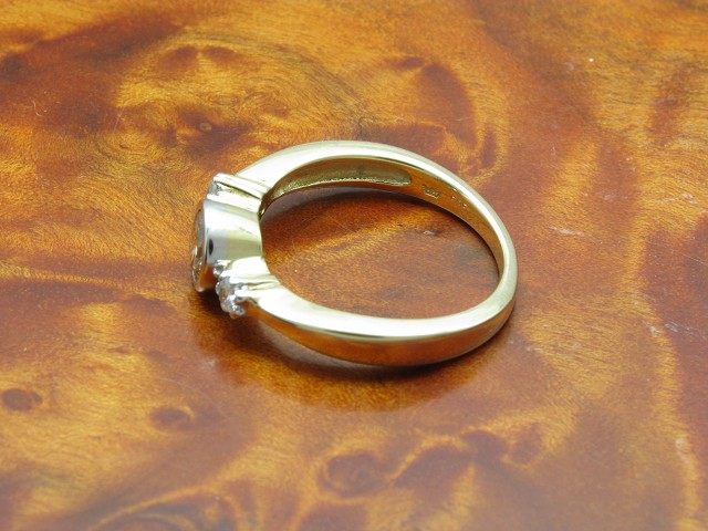 14kt 585 Gelbgold Ring mit 0,64ct Brillant Besatz / Diamant / 4,3g / RG 55