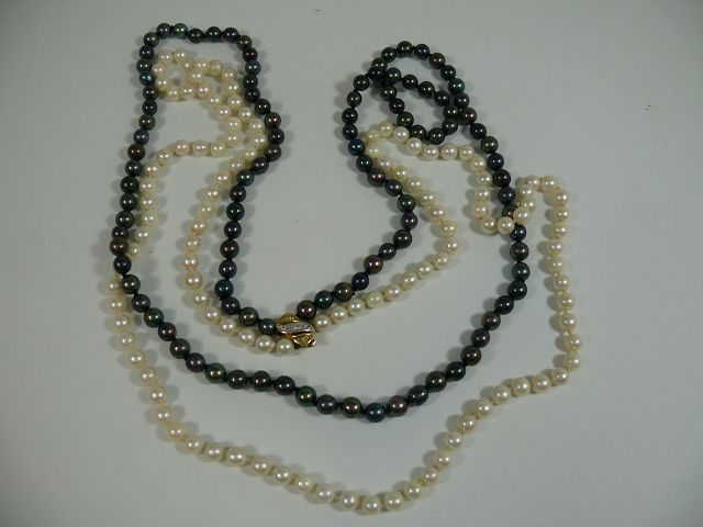 Akoya-Perlen Collier mit 14kt 585 Gelbgold Verschluss / Halskette / 110,6g /90cm