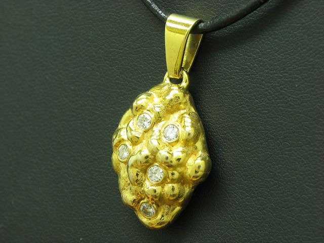 14kt 585 Gelbgold Anhänger mit 0,30ct Brillant Besatz / Diamant / 15,4g